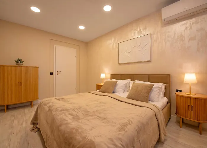 Marina And Panorama Deluxe 公寓 布尔加斯