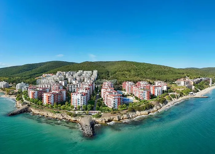 Marina And Panorama Deluxe Апартамент *